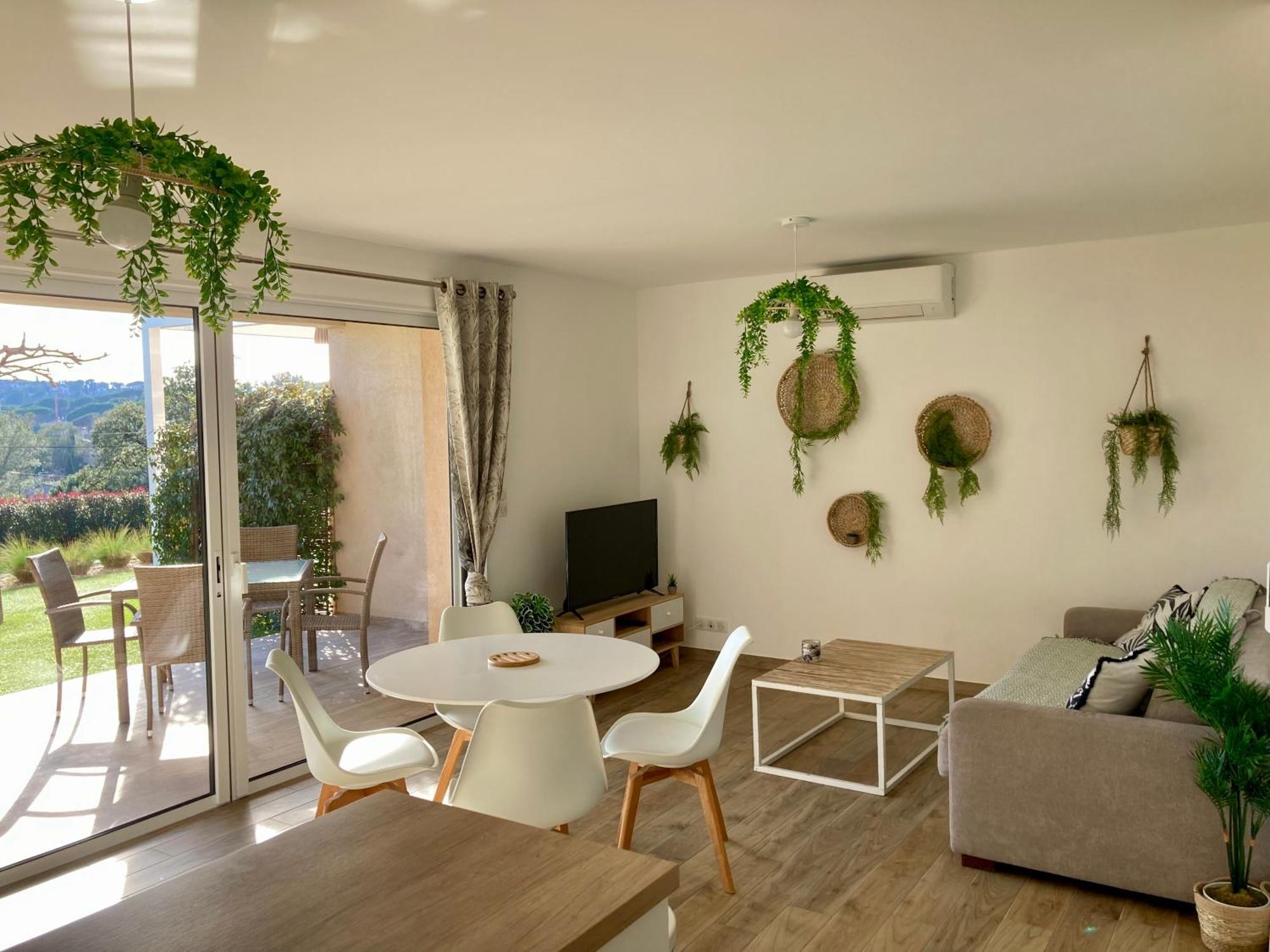 La Bastide Du Soleil Apartman Sainte-Maxime Szoba fotó